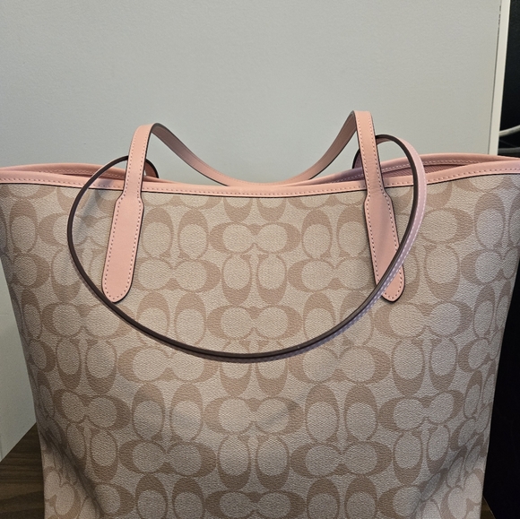 Coach X - Picture 3 of 5